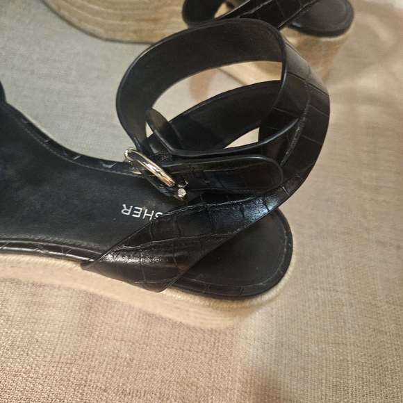 Marc Fisher Black Croc-Embossed Espadrille Sandals - Picture 6 of 8